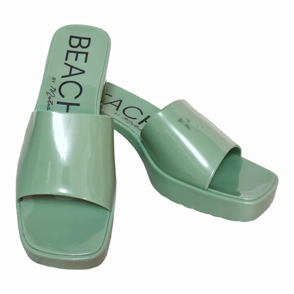 BEACH Chunky Heel Jelly Sandals Size 10 Green Squared Toe Casual Summertime